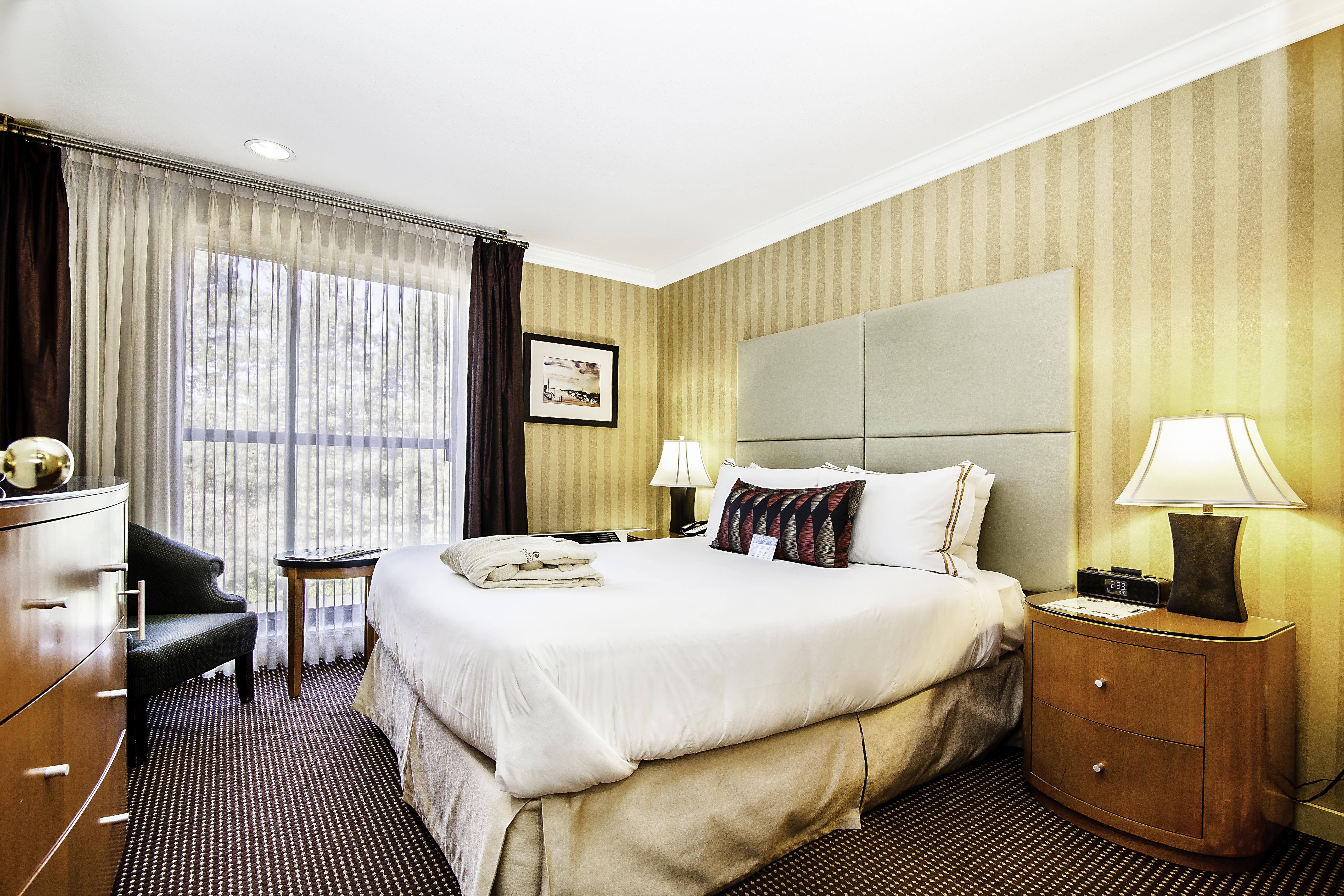 Executive & Conference Center, Metro Vancouver Hotel Burnaby