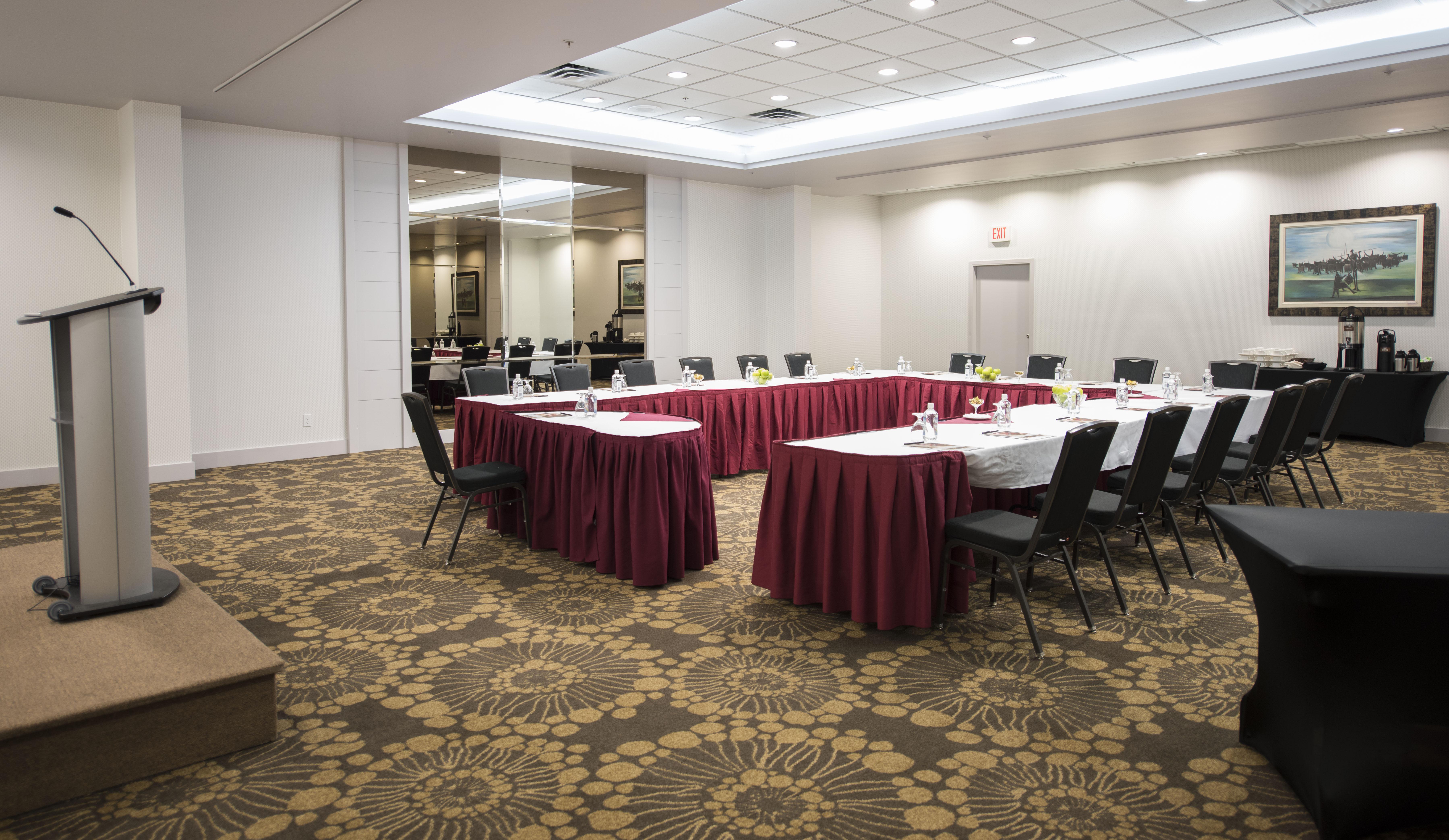 Hotel Executive & Conference Center, Metro Vancouver