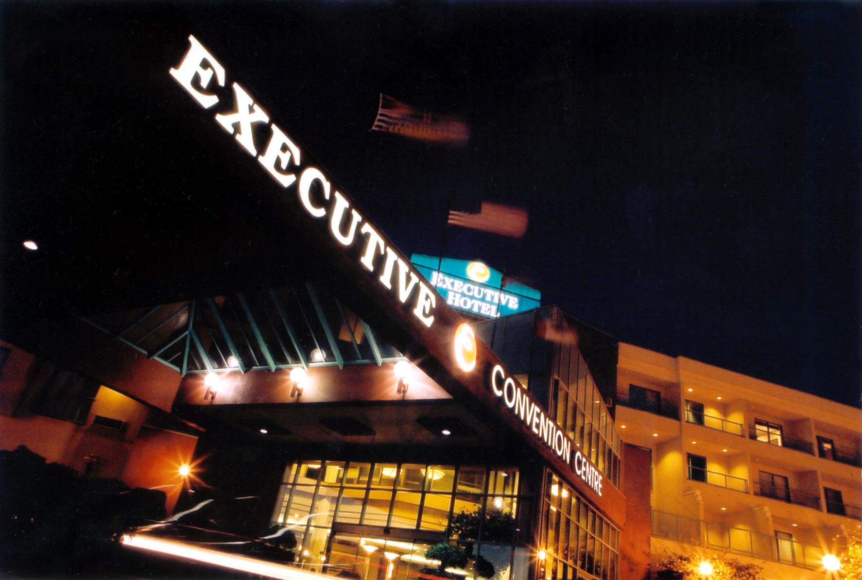 Hotel Executive & Conference Center, Metro Vancouver 4*