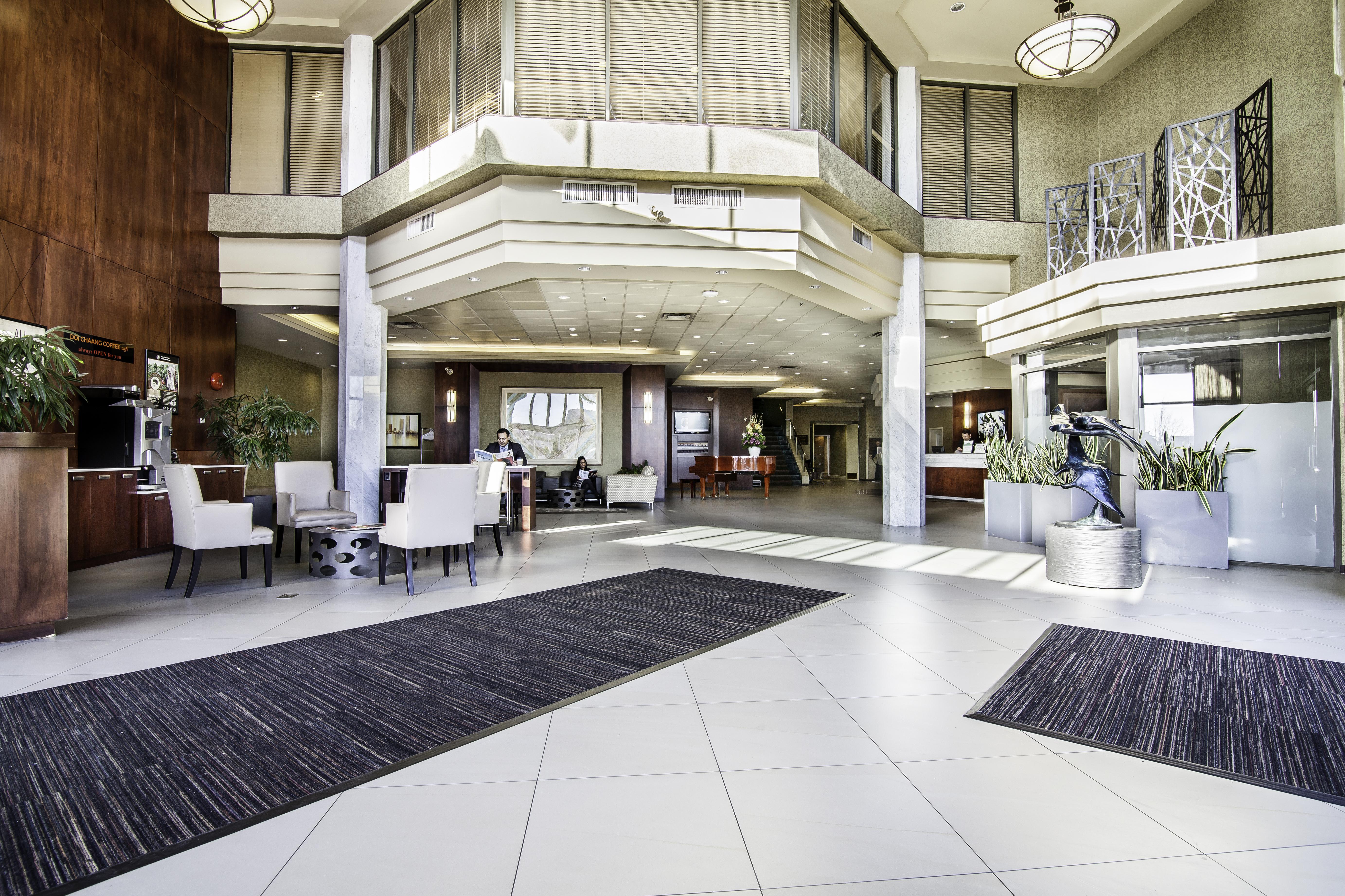 Executive & Conference Center, Metro Vancouver Hotel Burnaby