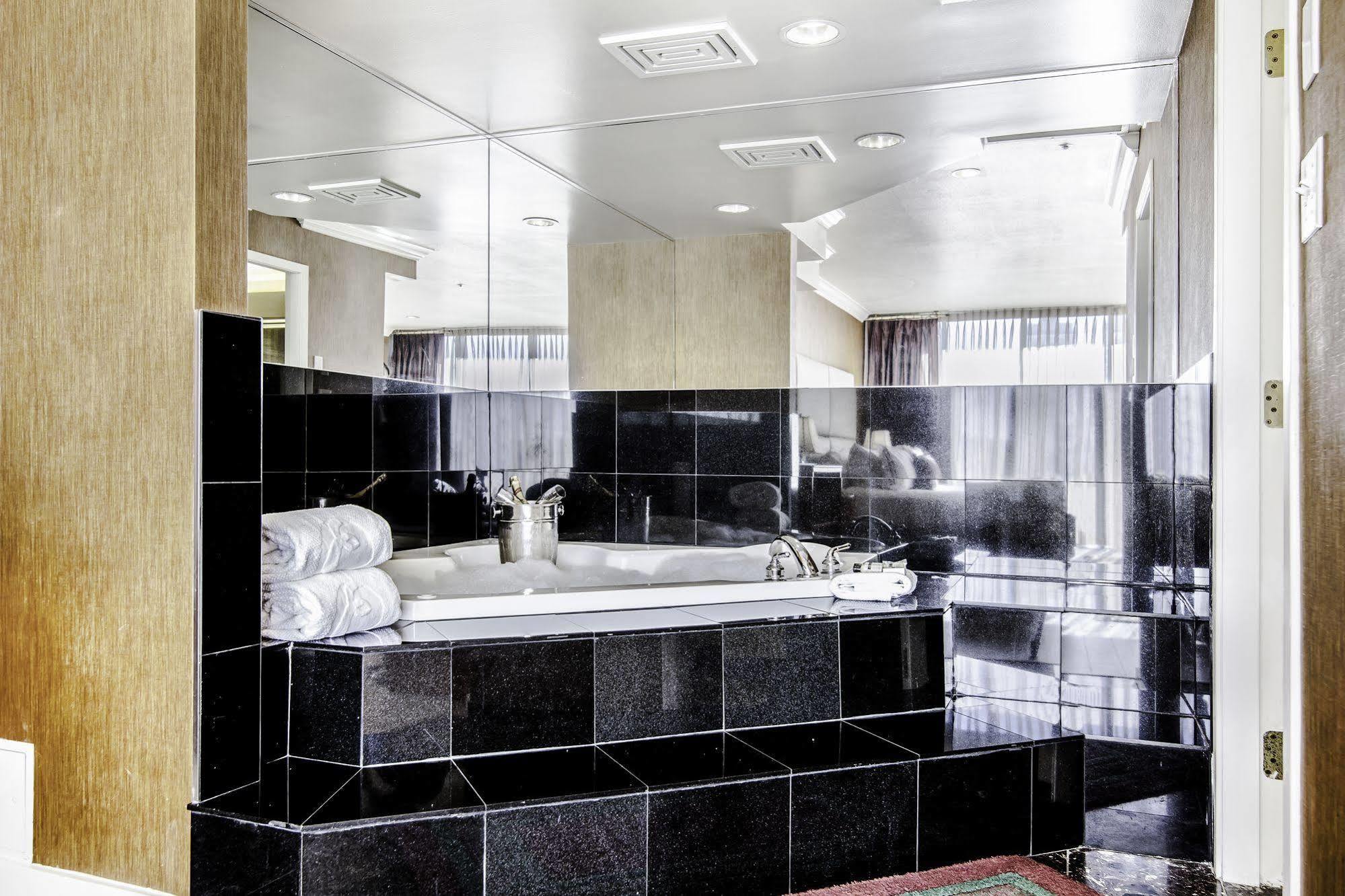 Executive & Conference Center, Metro Vancouver Burnaby
