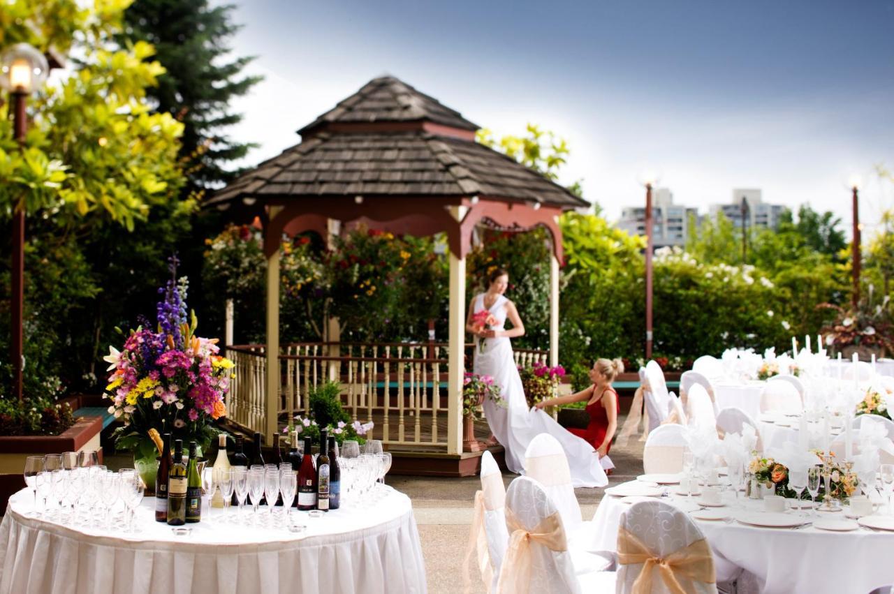 Hotel Executive & Conference Center, Metro Vancouver